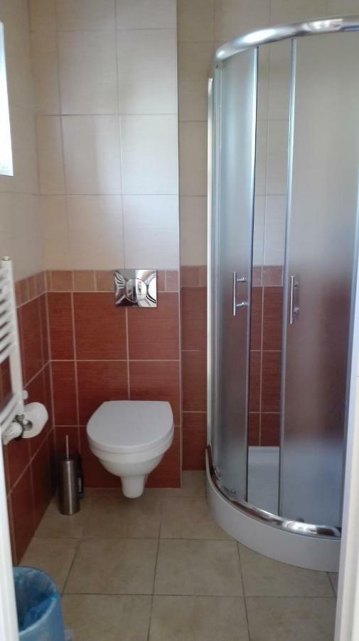 Pokój rodzinny z prywatną łazienką
